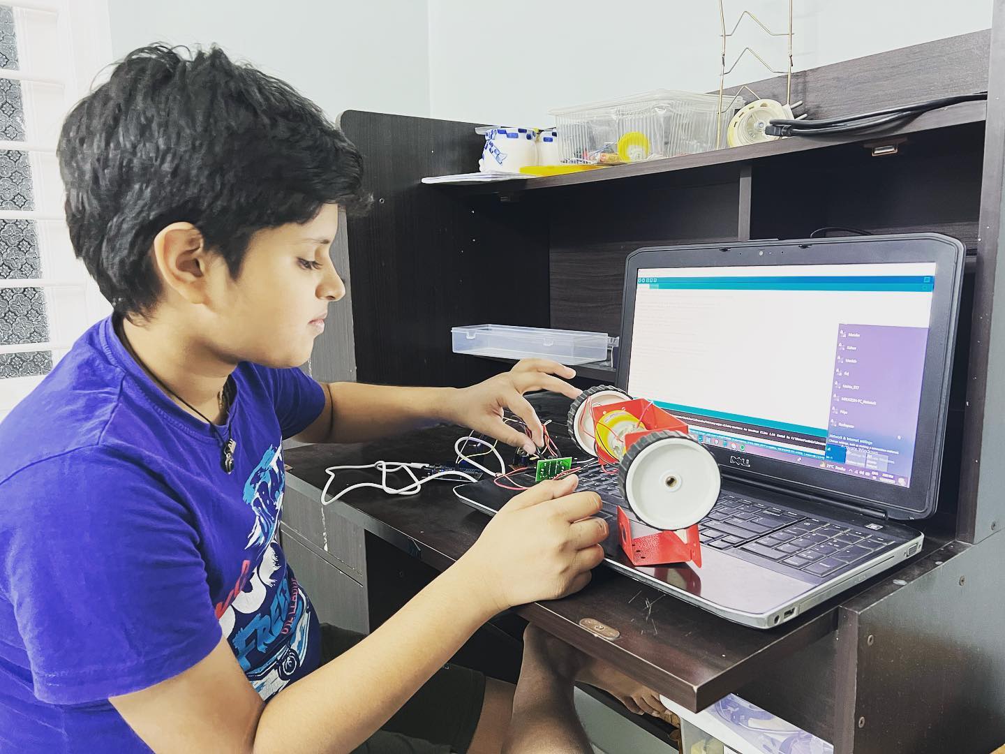 Student working on Robotic Car